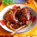 焦山楂陈皮蚝油卤熏兔的做法