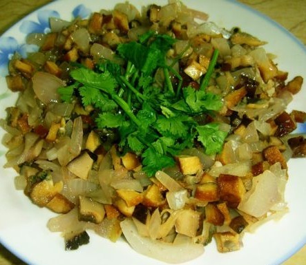 美味蛤蜊烩三丁的做法
